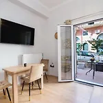 Down Town Apartment By Corfuescapes